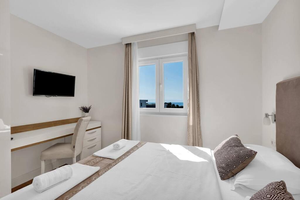 Apartment Hrvoje -Nur 50M Bis Zum Meer - Makarska Exklusiv Promajna Exterior foto