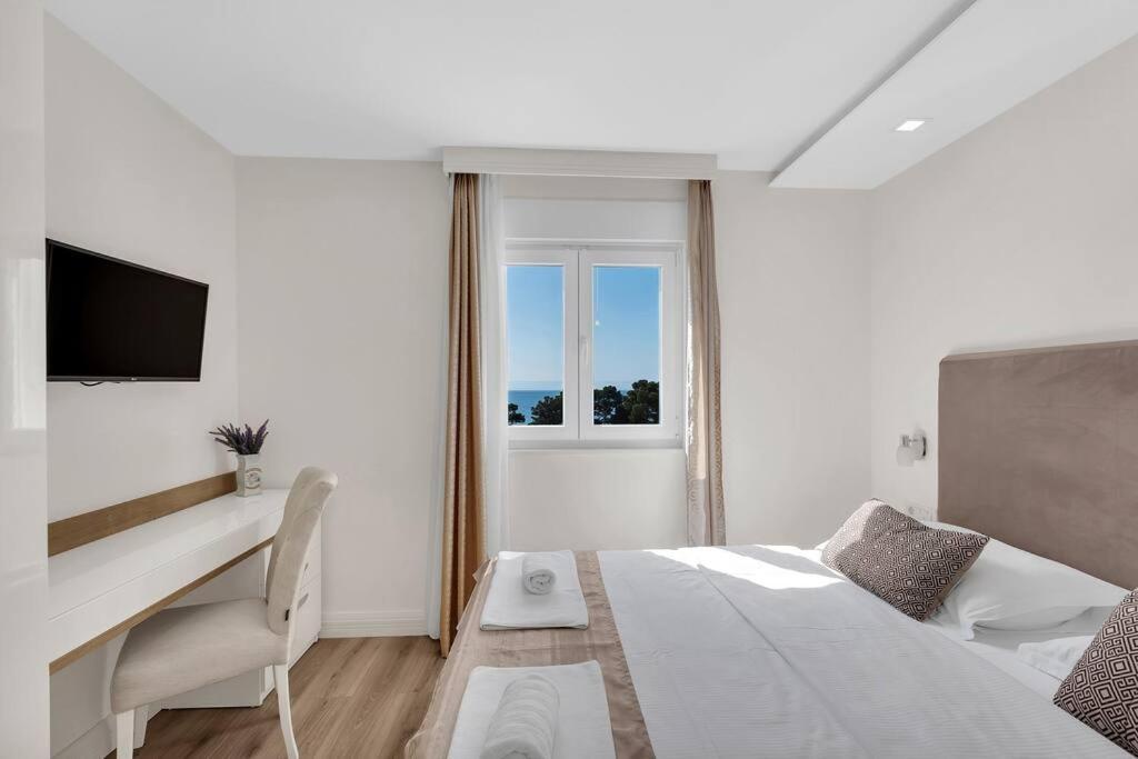 Apartment Hrvoje -Nur 50M Bis Zum Meer - Makarska Exklusiv Promajna Exterior foto